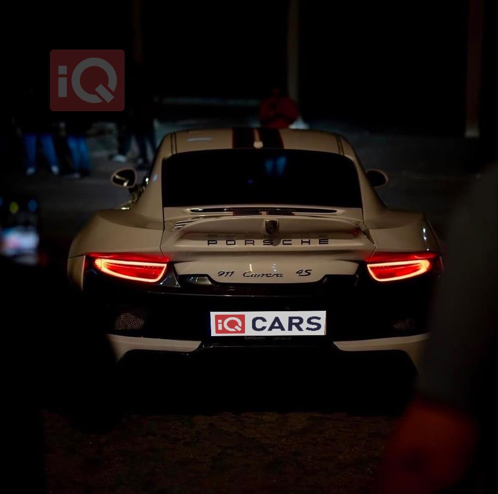 بورش 911